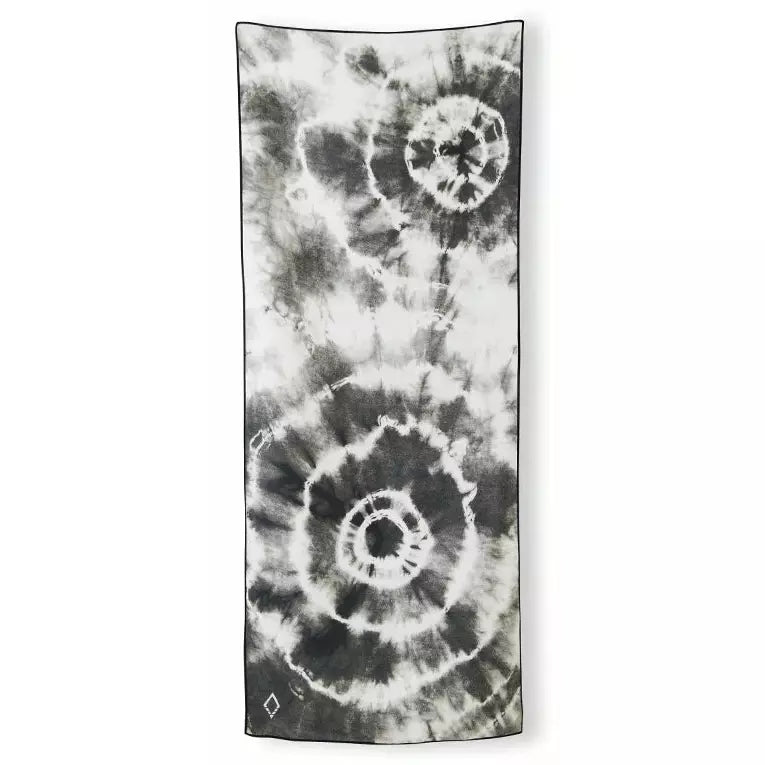 Nomadix Original Towel: Tie-Dye Black and White